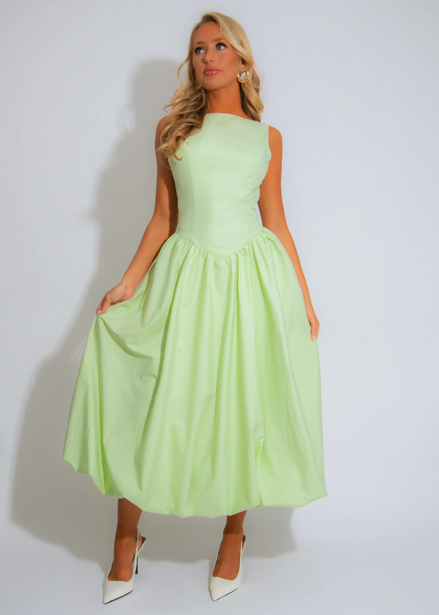 The Whispering Willow Midi Dress Green - Image 3